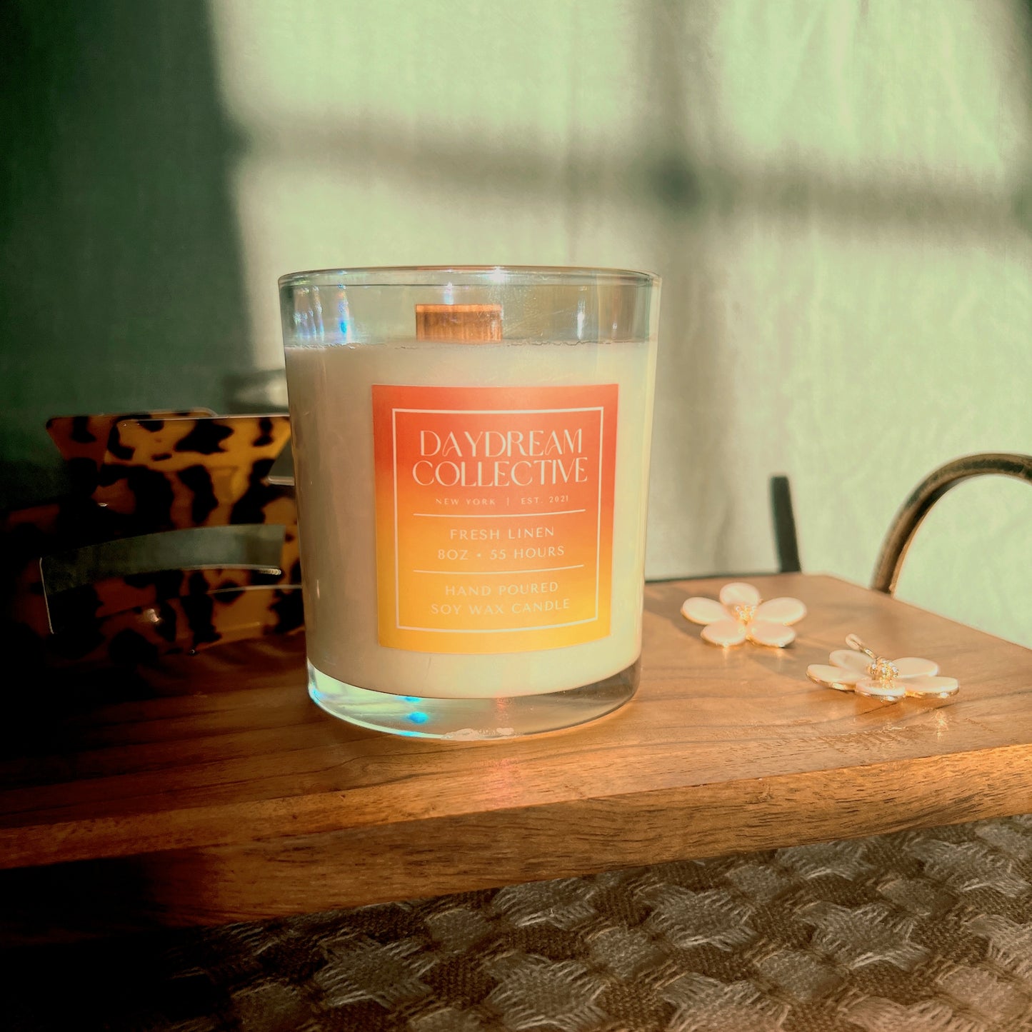 FRESH LINEN 8OZ CANDLE