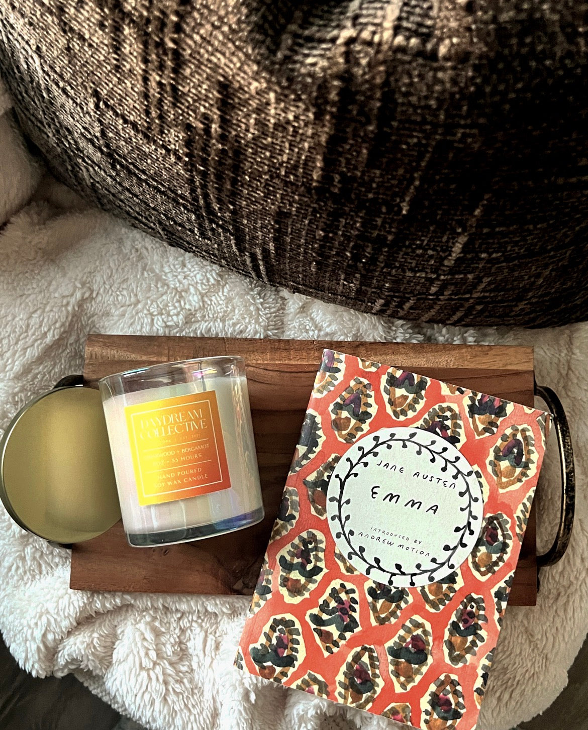 CEDARWOOD + BERGAMOT 8OZ CANDLE