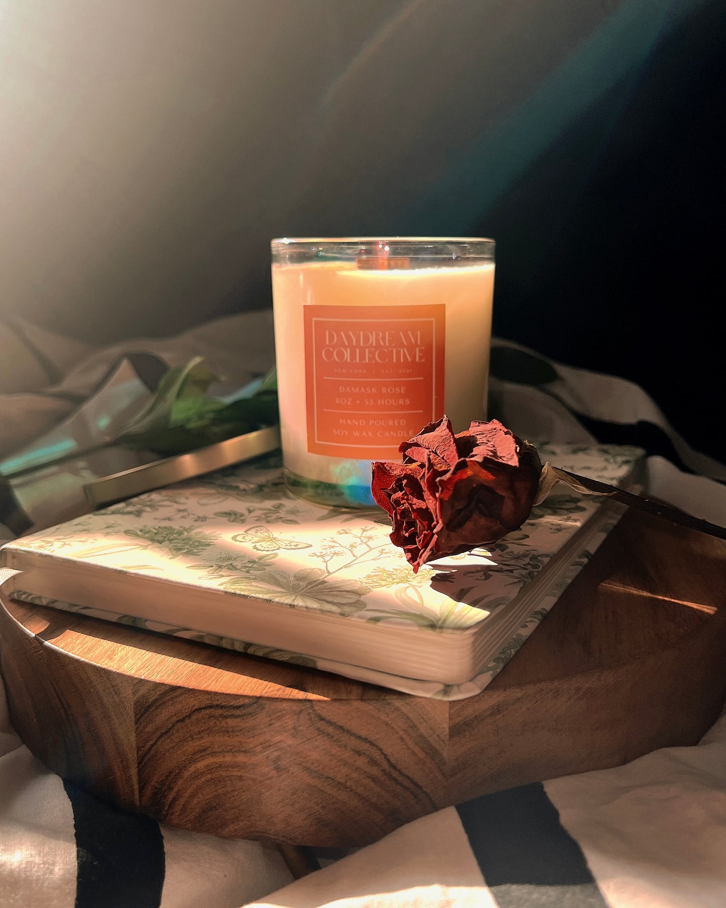 DAMASK ROSE 8OZ CANDLE